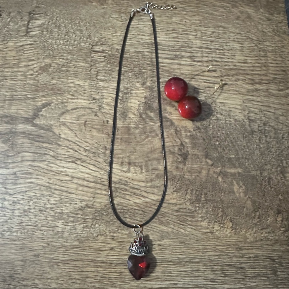 Valentine Heart jewelry Includes necklace & a pair earrings